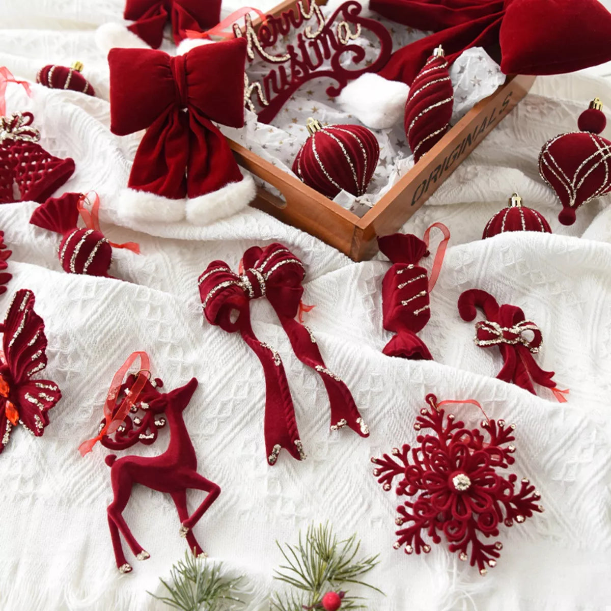 Suspension de Noël en velours — 4 modèles — vue 7 sur 8