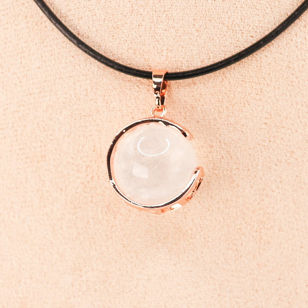 Pendentif Sphère de Lune en cristal de roche — photo 2