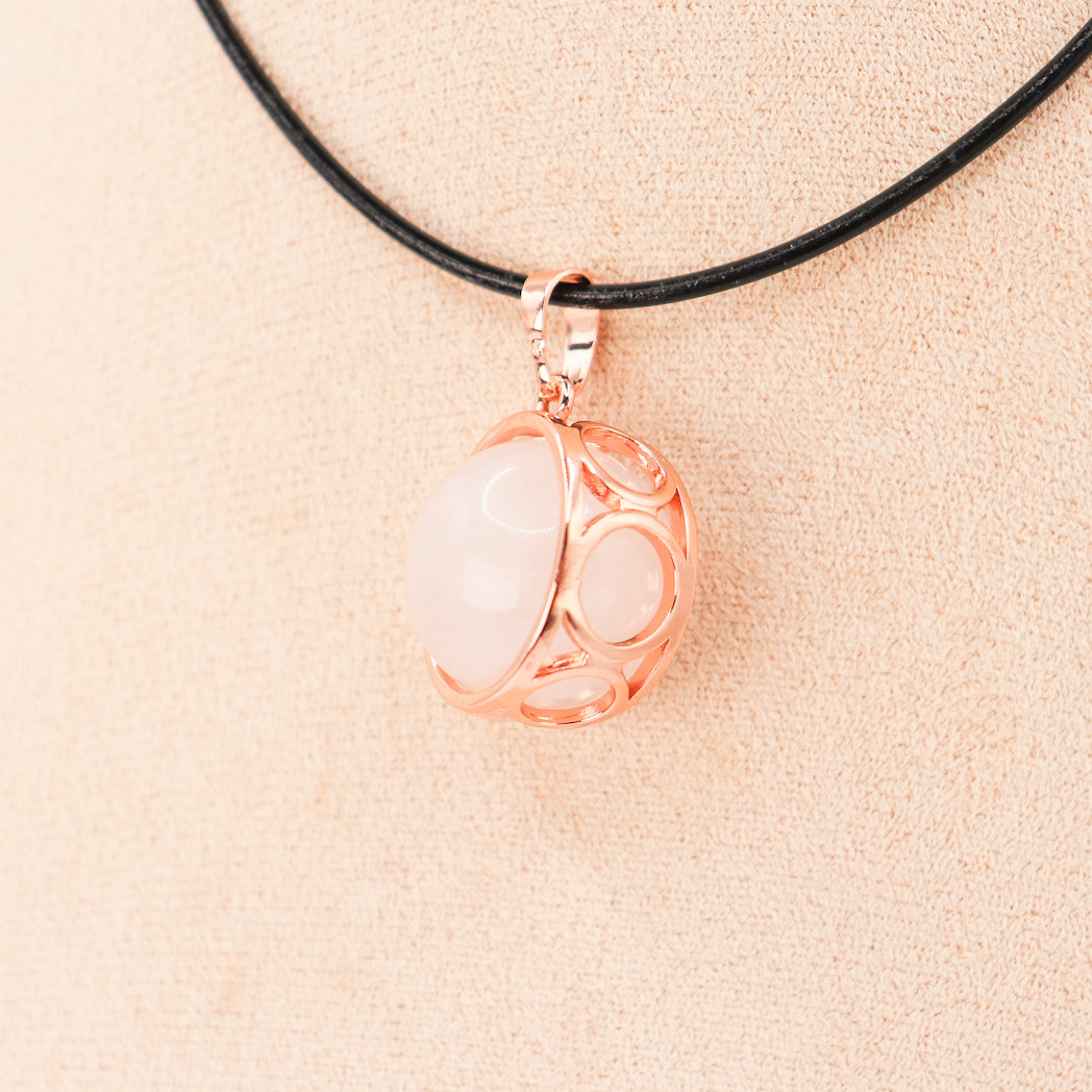 Pendentif Sphère de Lune en cristal de roche — photo 4