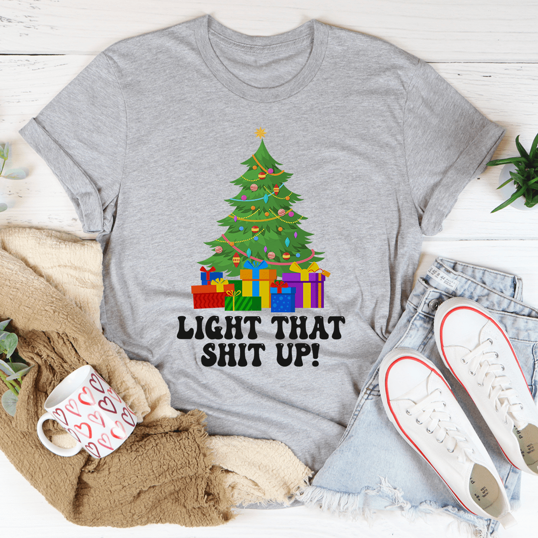T-shirt de Noël « Light That Up Christmas Tree » — photo 2